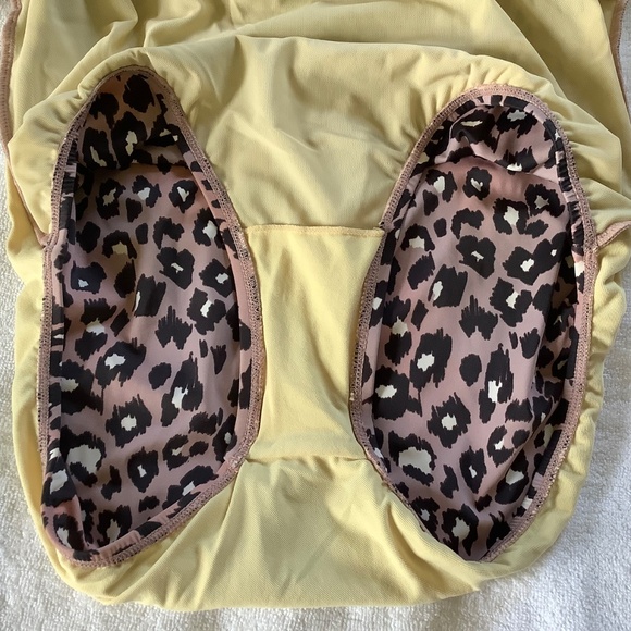 G.I.L.I. Convertible Ruffle Top One-Piece Swimsuit Pink Leopard SZ 12 NWOT - Picture 9 of 16